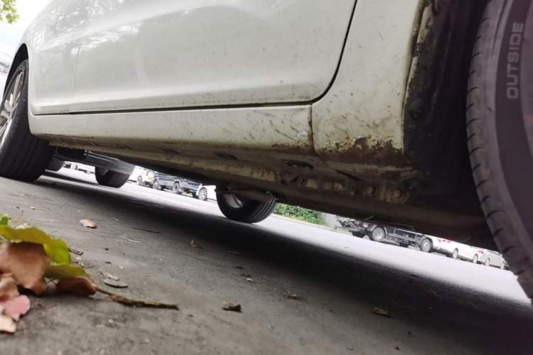 Used Chery Arrizo 5 2016 1.5L Manual Leading Version Right Side Sill