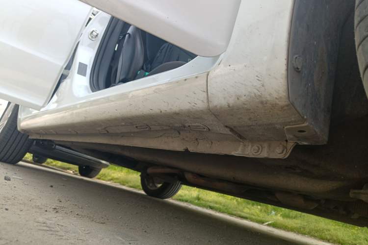 Used Chery Arrizo 5 2016 1.5L Manual Lingrui Edition Right Side Sill