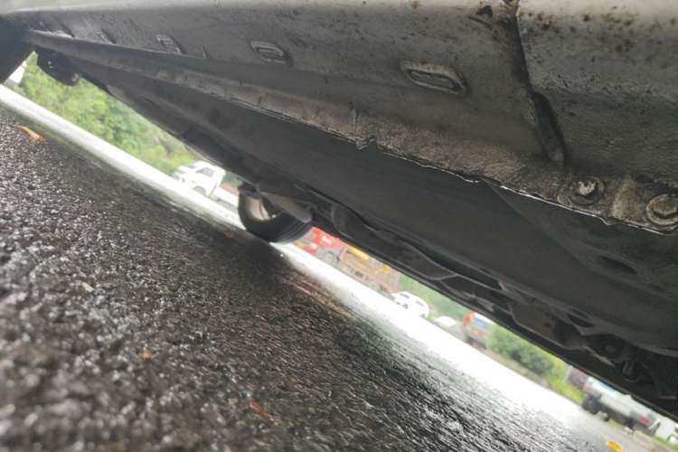 Used Chery Arrizo 5 2016 1.5L CVT Trendsetting Edition Right Side Sill