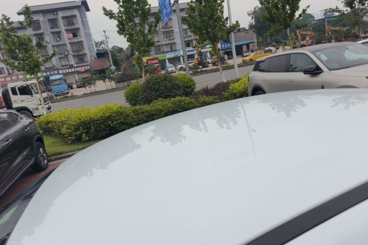Used Chery Arrizo 5 2016 1.5L CVT Trendsetting Edition Roof