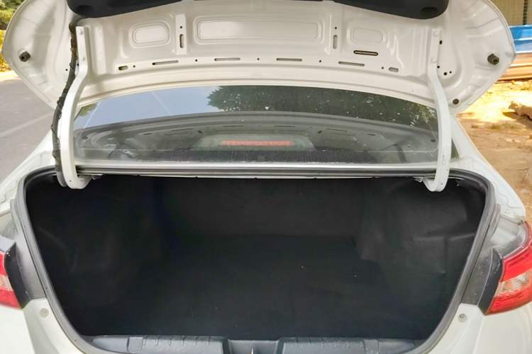 Used Chery Arrizo 5 2016 1.5L CVT Trendsetting Edition Trunk