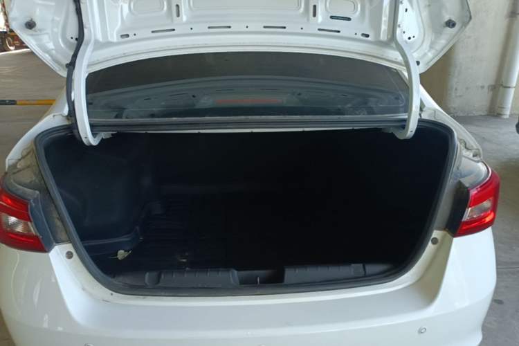 Used Chery Arrizo 5 2016 1.5L Manual Lingrui Edition Trunk