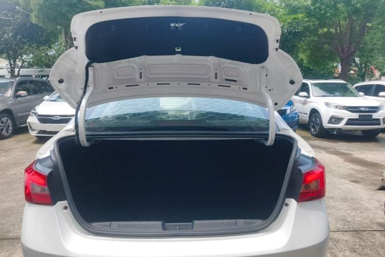 Used Chery Arrizo 5 2016 1.5L CVT Lingrui Edition Trunk