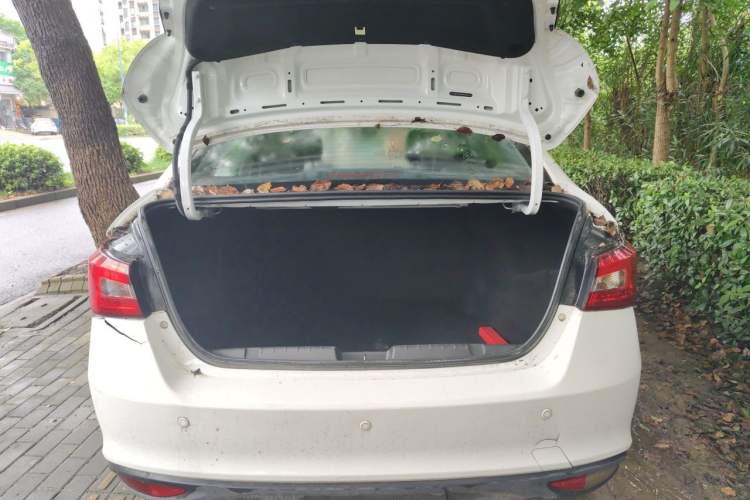 Used Chery Arrizo 5 2016 1.5L Manual Lingchao Edition Trunk