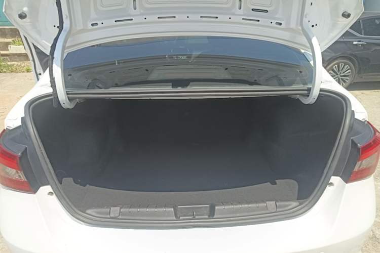 Used Chery Arrizo 5 2016 1.5L CVT Luxury Edition Trunk