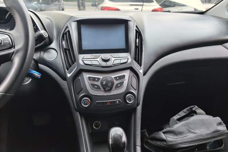 Used Chery Arrizo 5 2016 1.5L CVT Lingrui Edition Audio And AC Panel