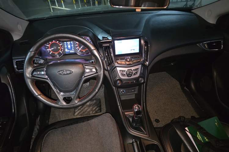 Used Chery Arrizo 5 2016 1.5L Manual Lingrui Edition Center Console