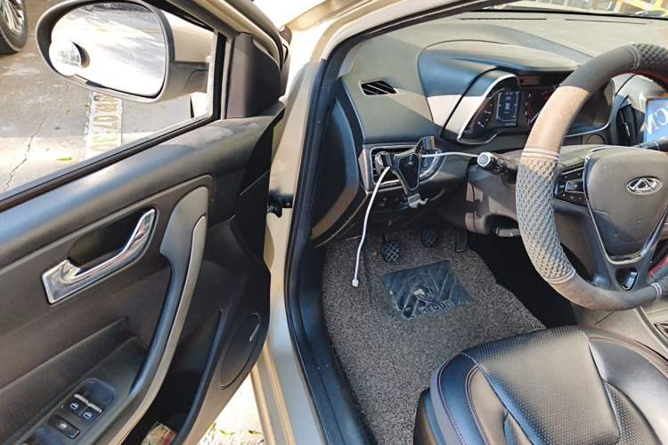 Used Chery Arrizo 5 2016 1.5L Manual Lingchao Edition Driver Seat