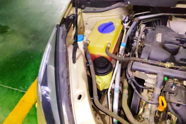 Used Chery Arrizo 5 2016 1.5L CVT Trendsetting Edition Engine Bay Right