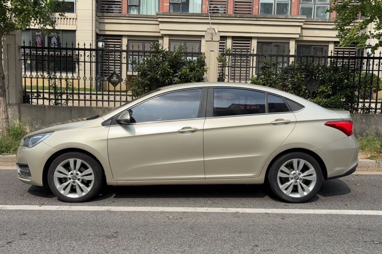 Used Chery Arrizo 5 2016 1.5L Manual Lingchao Edition Exterior 3