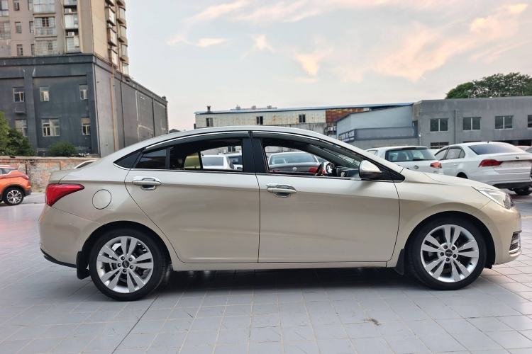 Used Chery Arrizo 5 2016 1.5L CVT Lingrui Edition Exterior 4