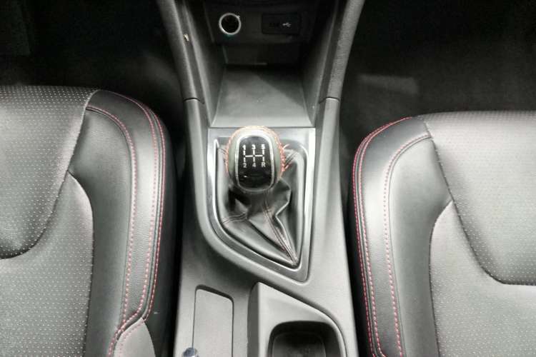 Used Chery Arrizo 5 2016 1.5L Manual Lingchao Edition Gear Lever