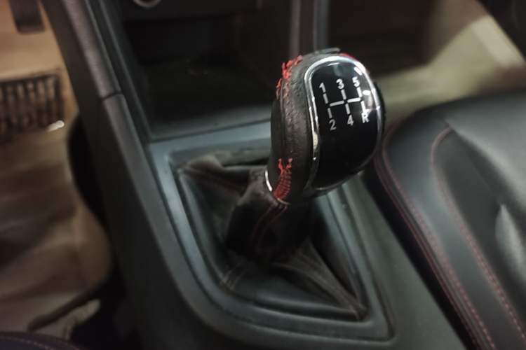 Used Chery Arrizo 5 2016 1.5L Manual Lingchao Edition Gear Lever