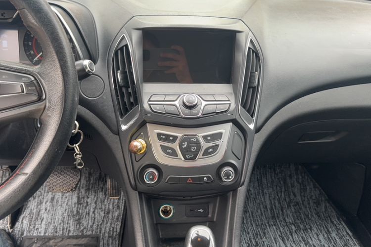 Used Chery Arrizo 5 2016 1.5L CVT Trendsetting Edition Interior 1