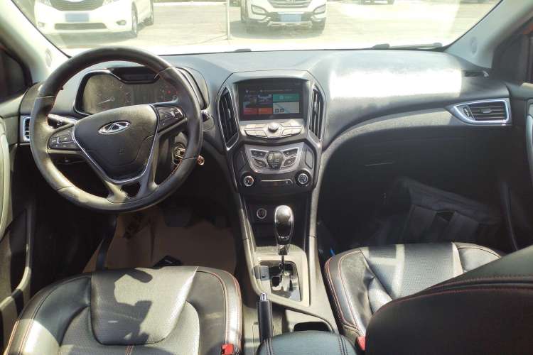 Used Chery Arrizo 5 2016 1.5L CVT Leading Edition Interior 2