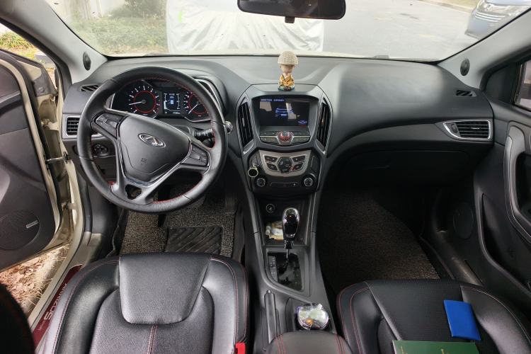 Used Chery Arrizo 5 2016 1.5L CVT Trendsetting Edition Interior 2