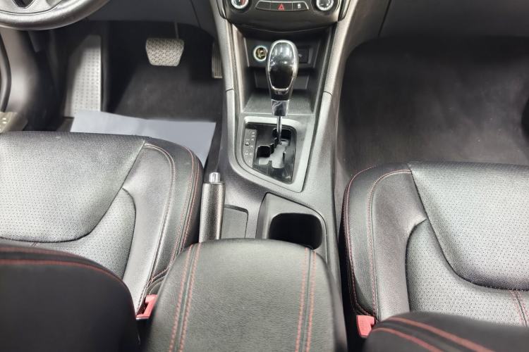 Used Chery Arrizo 5 2016 1.5L CVT Lingrui Edition Interior 2