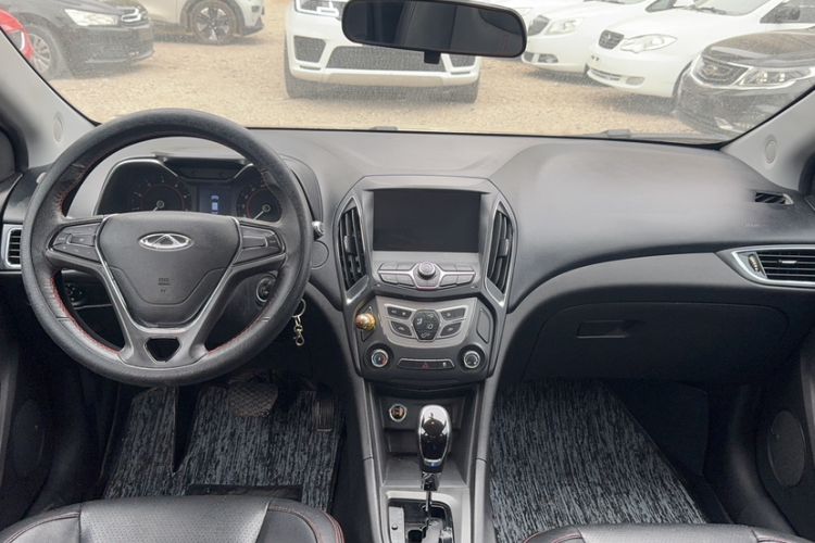 Used Chery Arrizo 5 2016 1.5L CVT Trendsetting Edition Interior 3
