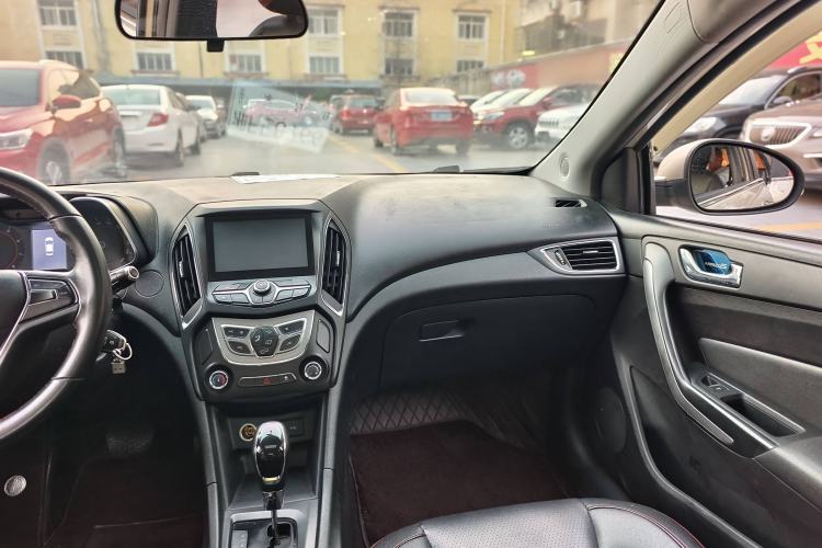 Used Chery Arrizo 5 2016 1.5L CVT Lingrui Edition Interior 4