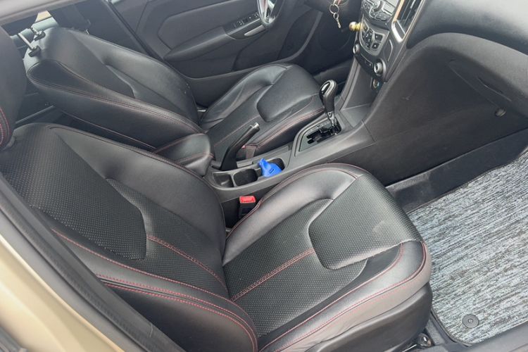 Used Chery Arrizo 5 2016 1.5L CVT Trendsetting Edition Interior 7