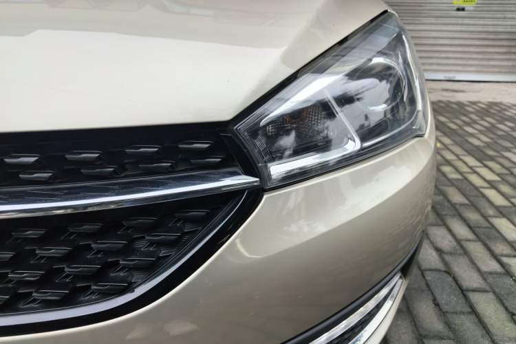 Used Chery Arrizo 5 2016 1.5L CVT Lingrui Edition Left Front Headlight