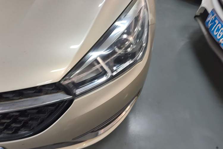 Used Chery Arrizo 5 2016 1.5L Manual Lingchao Edition Left Front Headlight