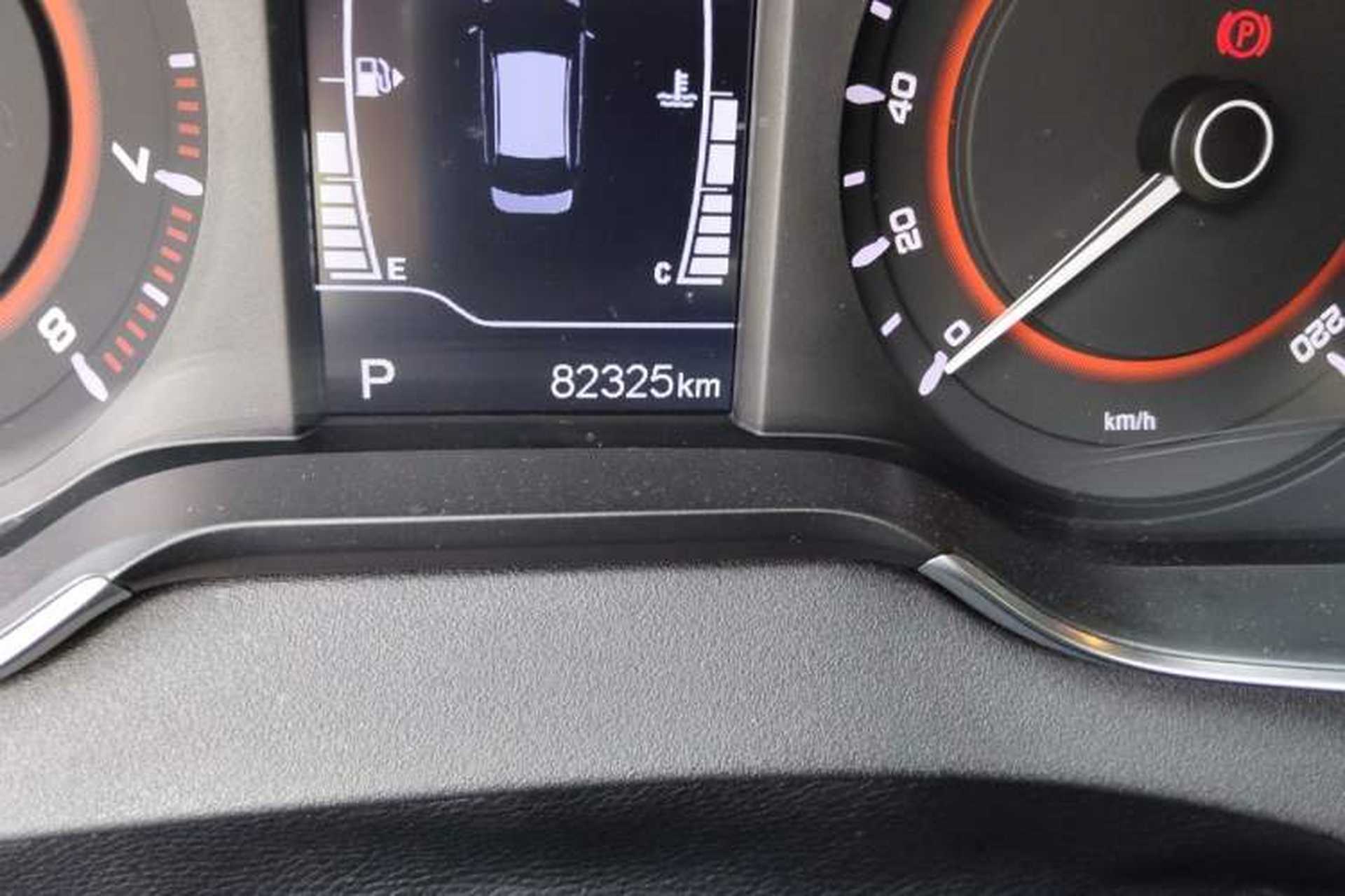 Used Chery Arrizo 5 2016 1.5L CVT Trendsetting Edition Odometer Close Up