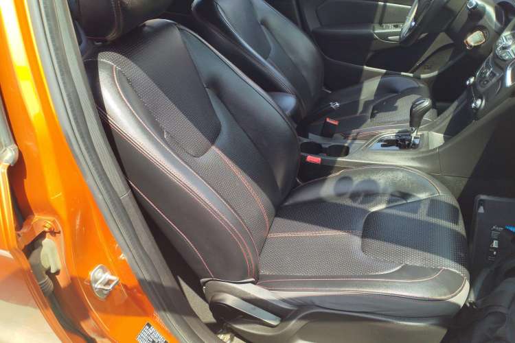 Used Chery Arrizo 5 2016 1.5L CVT Leading Edition Right Front Seat