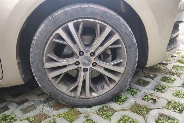 Used Chery Arrizo 5 2016 1.5L Manual Leading Version Right Front Wheel Hub