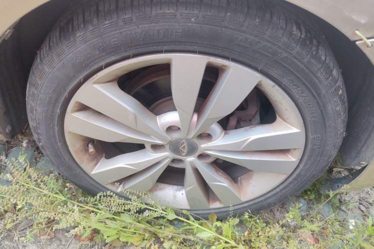 Used Chery Arrizo 5 2016 1.5L CVT Trendsetting Edition Right Front Wheel Hub