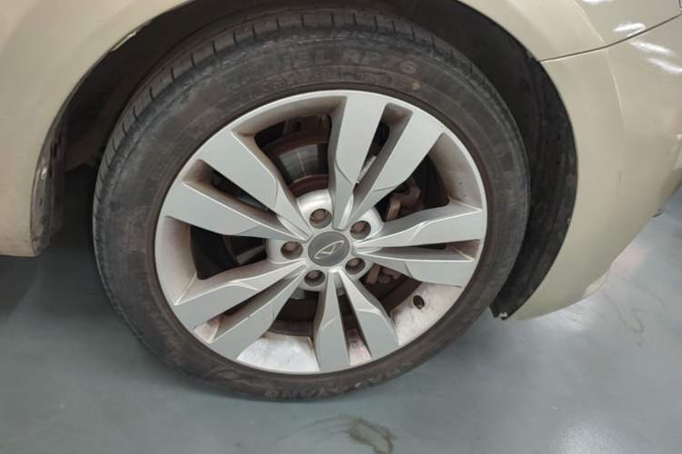 Used Chery Arrizo 5 2016 1.5L Manual Lingchao Edition Right Rear Wheel Hub