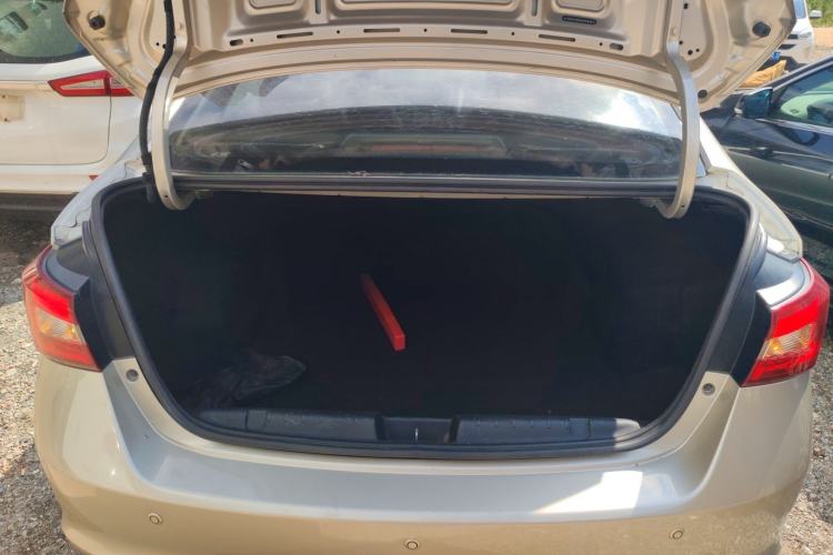 Used Chery Arrizo 5 2016 1.5L CVT Trendsetting Edition Trunk