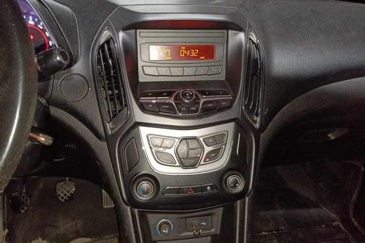 Used Chery Arrizo 5 2017 1.5L Manual Fashion Edition Audio And AC Panel