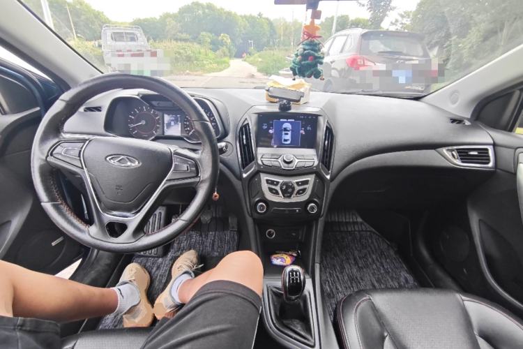Used Chery Arrizo 5 2017 1.5L Manual Lingchao Edition Center Console