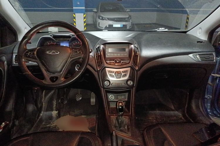 Used Chery Arrizo 5 2017 1.5L Manual Fashion Edition Center Console