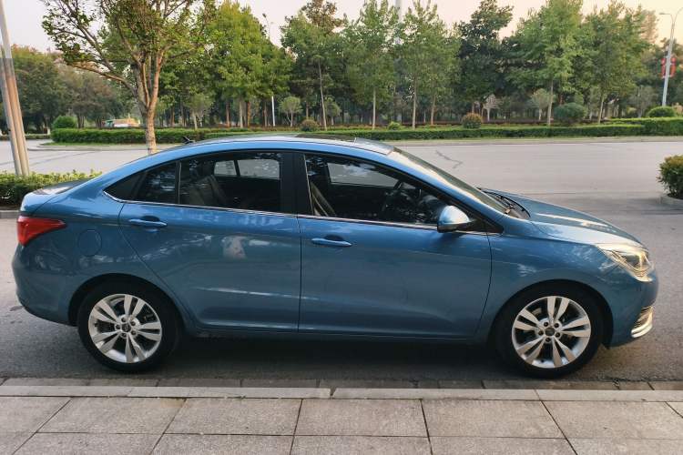 Used Chery Arrizo 5 2017 1.5L CVT Trendsetting Edition Exterior 2