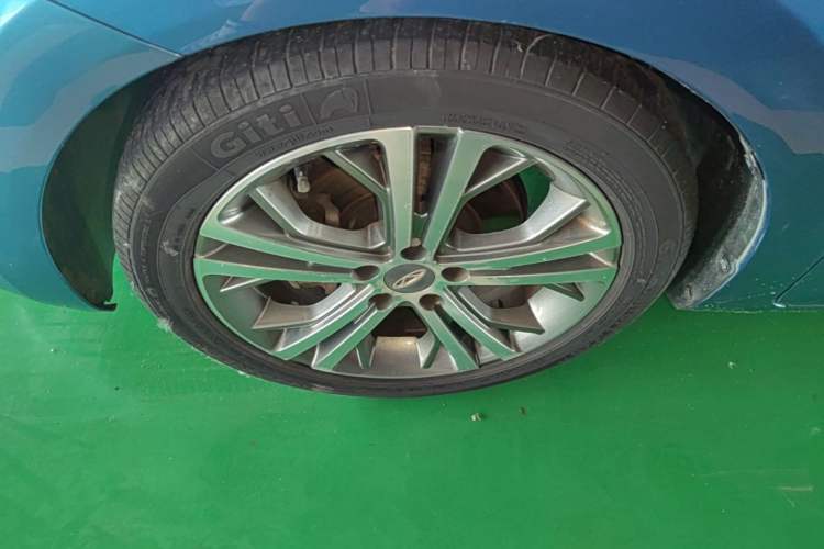 Used Chery Arrizo 5 2017 1.5L CVT Luxury Edition Exterior 4