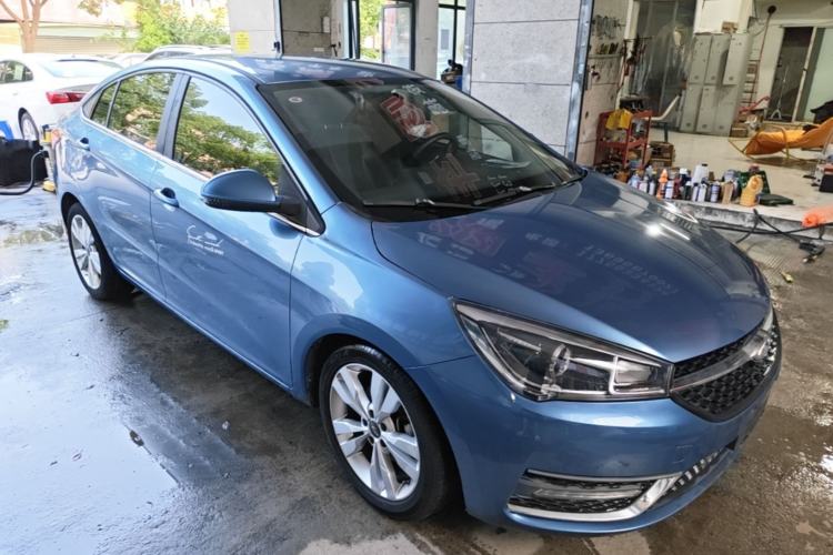 Used Chery Arrizo 5 2017 1.5L CVT Trendsetting Edition Front Right 45 Deg