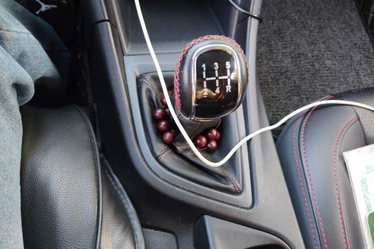 Used Chery Arrizo 5 2017 1.5L Manual Fashion Edition Gear Lever