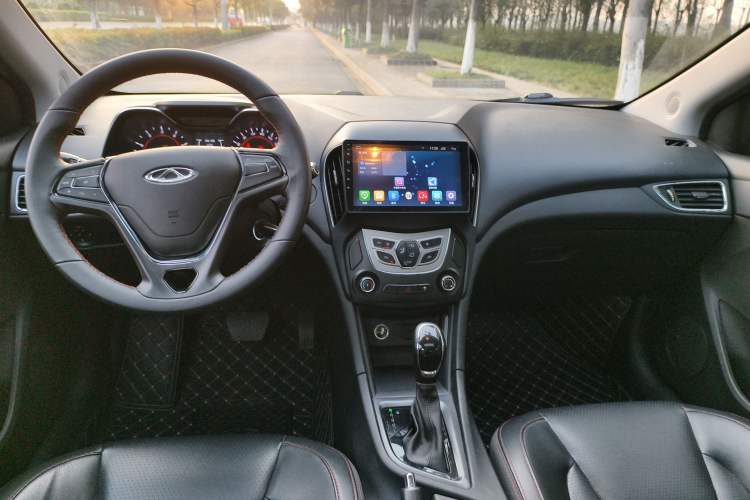 Used Chery Arrizo 5 2017 1.5L CVT Trendsetting Edition Interior 3