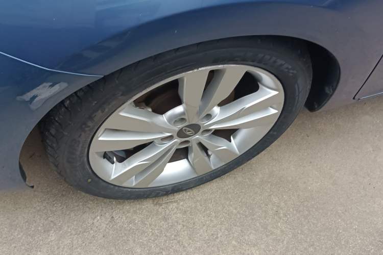 Used Chery Arrizo 5 2017 1.5L CVT Trendsetting Edition Left Front Wheel Hub