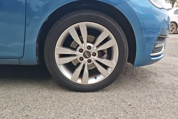 Used Chery Arrizo 5 2017 1.5L Manual Lingchao Edition Right Front Wheel Hub
