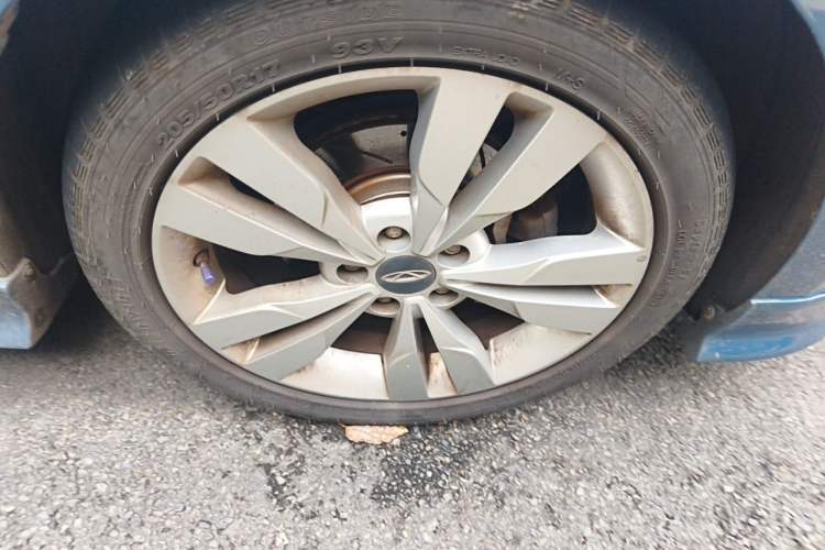Used Chery Arrizo 5 2017 SPORT 1.5T Manual Fashion Edition Right Front Wheel Hub