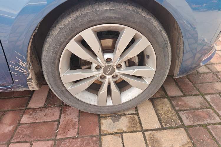 Used Chery Arrizo 5 2017 1.5L Manual Lingchao Edition Right Front Wheel Hub