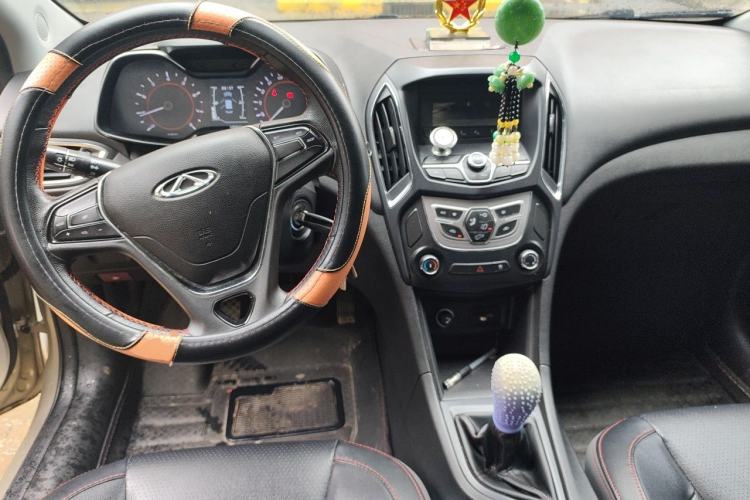 Used Chery Arrizo 5 2017 1.5L Manual Lingchao Edition Center Console