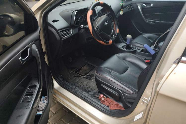 Used Chery Arrizo 5 2017 1.5L Manual Lingchao Edition Driver Seat
