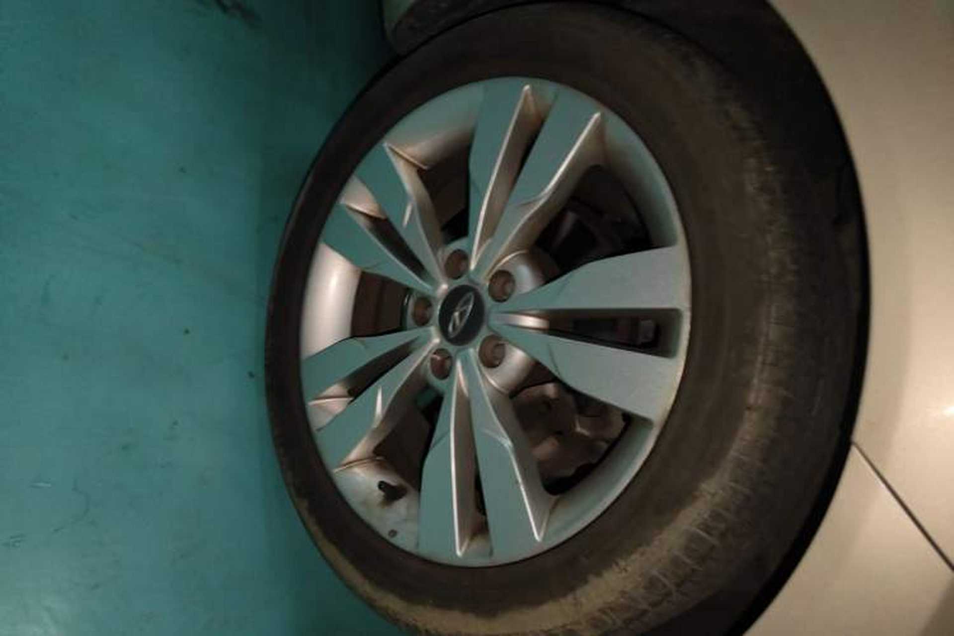 Used Chery Arrizo 5 2017 1.5L CVT Trendsetting Edition Right Front Wheel Hub