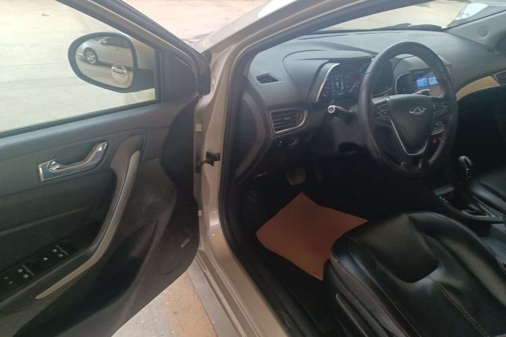 Used Chery Arrizo 5 2017 1.5L CVT Trendsetting Edition Driver Seat