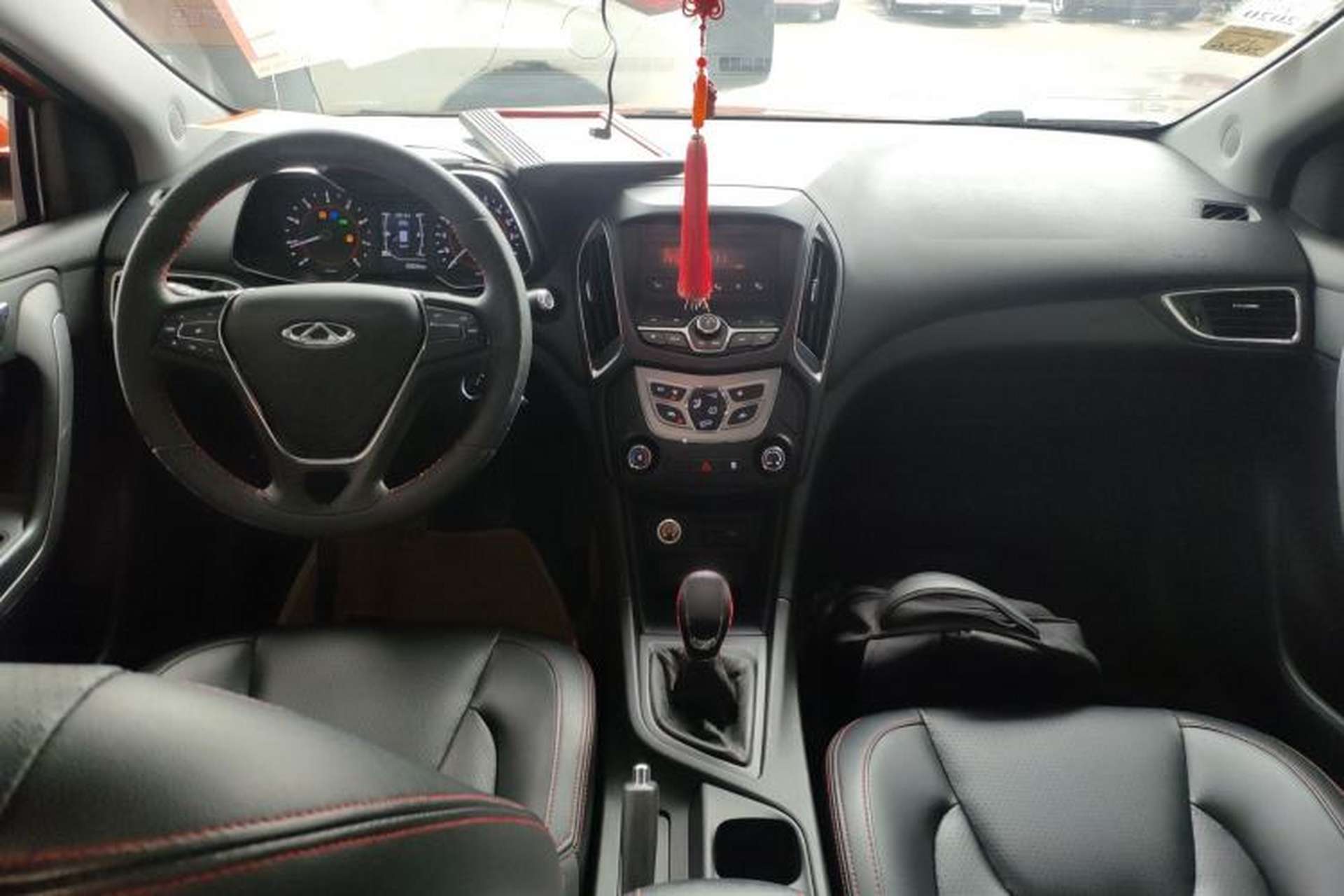 Used Chery Arrizo 5 2017 1.5L Manual Lingchao Edition Center Console