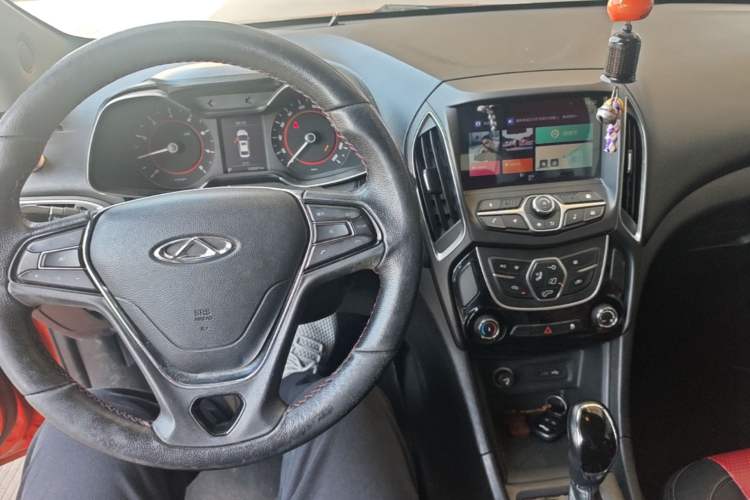 Used Chery Arrizo 5 2017 SPORT 1.5T CVT Prestige Edition Center Console